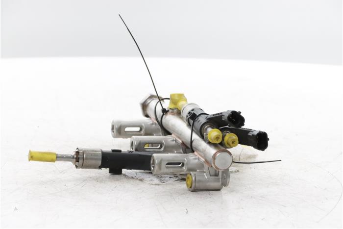 Système d'injection d'un Opel Corsa F (UB/UH/UP) 1.2 Turbo 12V 100 2023