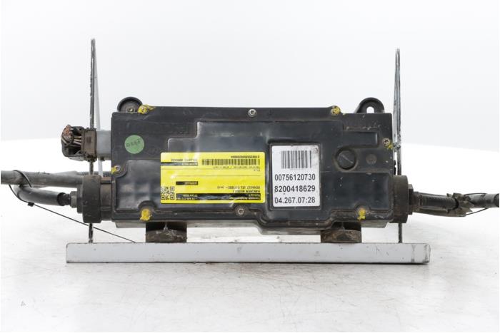 Używane Modul hamulca postojowego Renault Vel Satis (BJ) 3.5 V6 24V Autom. Cena € 475,00 Procedura marży oferowane przez Snuverink Autodemontage