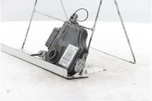 Automatic gearbox computer from a Opel Vivaro 2.0 Diesel 145 2024