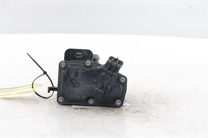 Used Throttle body Opel Vivaro 2.0 Diesel 145 Price € 193,60 Inclusive VAT offered by Snuverink Autodemontage