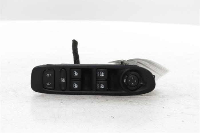 Używane Przelacznik combi okienny Jeep Compass II (MP) 1.3 T4 150 16V Cena € 90,00 Procedura marży oferowane przez Snuverink Autodemontage