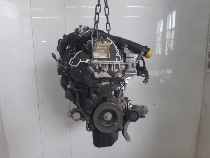 Engine from a Peugeot 308 SW (F4/FC/FN/FR) 1.5 Blue HDi 130 16V 2024