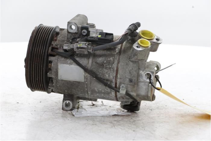 Gebrauchte Klimapumpe Renault Scénic III (JZ) 2.0 16V CVT Preis € 250,00 Margenregelung angeboten von Snuverink Autodemontage