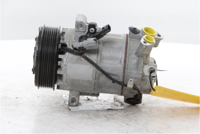 Gebrauchte Klimapumpe Renault Scénic III (JZ) 2.0 16V CVT Preis € 250,00 Margenregelung angeboten von Snuverink Autodemontage