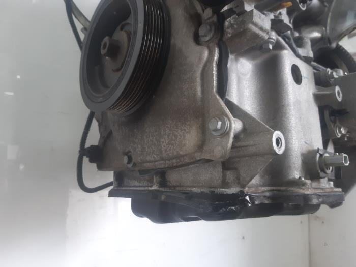 Engine from a Renault Captur I (2R) 0.9 Energy TCE 12V 2013