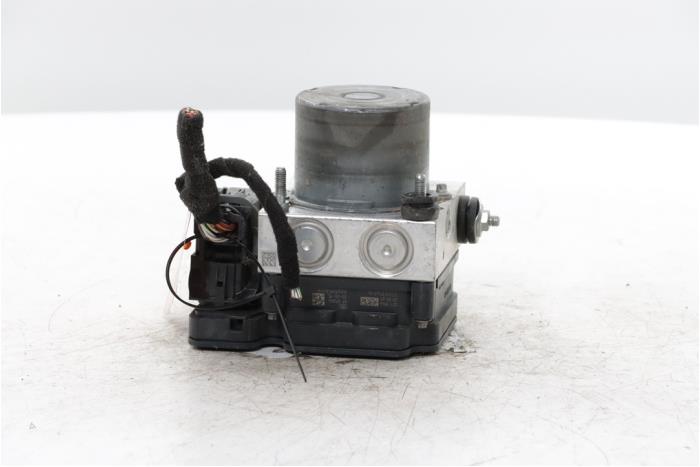 Used ABS pump Citroen Jumper (U9) 2.2 Blue HDi 120 Price € 302,50 Inclusive VAT offered by Snuverink Autodemontage