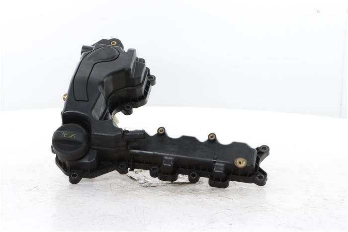 Gebrauchte Ventildeckel Peugeot 3008 II (M4/MC/MJ/MR) 1.2 12V e-THP PureTech 130 Preis € 35,00 Margenregelung angeboten von Snuverink Autodemontage