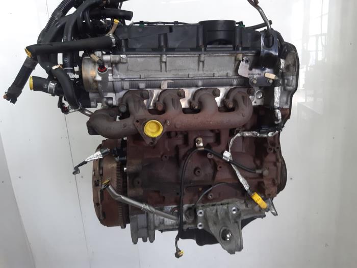 Motor van een Citroën Jumper (U9) 2.2 HDi 100 2007