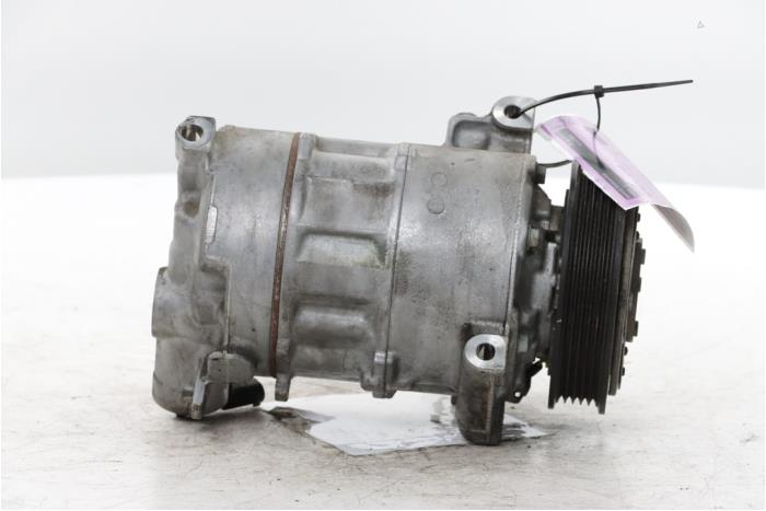 Klimapumpe van een Fiat 500X (334) 1.3 FireFly Turbo 150 16V 2022