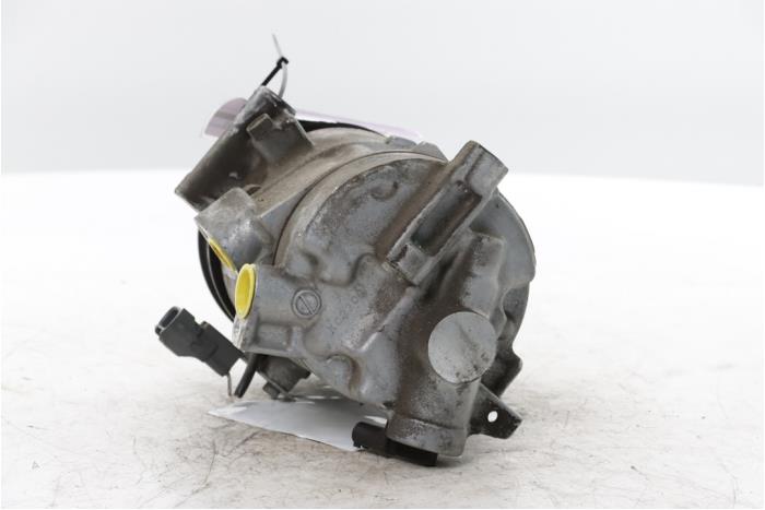 Klimapumpe van een Fiat 500X (334) 1.3 FireFly Turbo 150 16V 2022