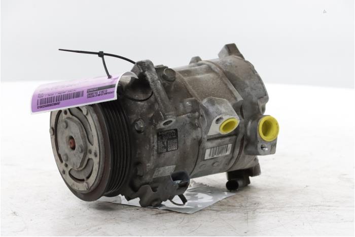 Klimapumpe van een Fiat 500X (334) 1.3 FireFly Turbo 150 16V 2022