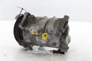 Klimapumpe van een Fiat 500X (334) 1.3 FireFly Turbo 150 16V 2022