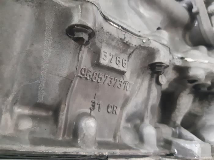 Engine from a Peugeot Partner (EA//EF/EN/EU) 1.5 BlueHDi 100 2019