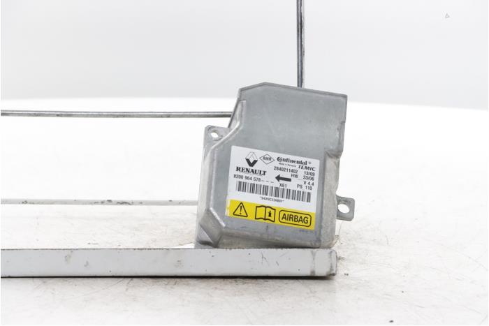 Usagé Module airbag Renault Kangoo/Grand Kangoo (KW) 1.5 dCi 105 FAP Prix € 175,00 Règlement à la marge proposé par Snuverink Autodemontage