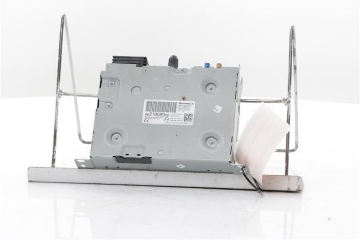 Używane Radio Citroen C3 (SX/SW) 1.2 12V e-THP PureTech 110 Cena na żądanie oferowane przez Snuverink Autodemontage