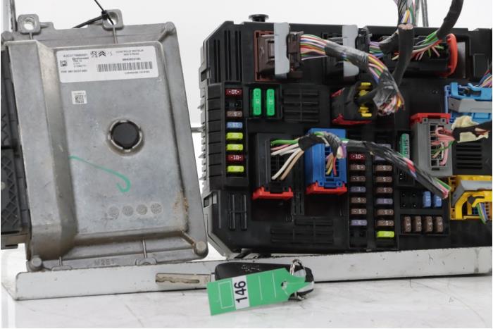 Used Engine management computer Peugeot 208 II (UB/UH/UP) 1.2 Vti 12V PureTech 75 Price € 450,00 Margin scheme offered by Snuverink Autodemontage