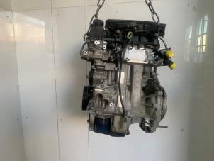 Engine from a Peugeot 208 II (UB/UH/UP) 1.2 Vti 12V PureTech 75 2022
