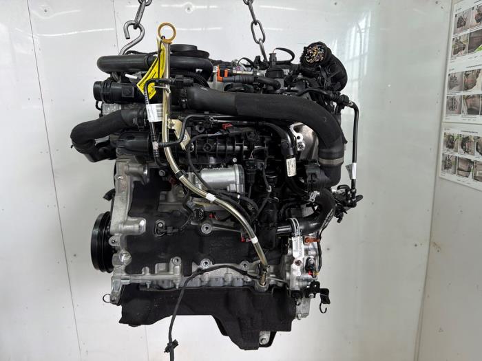 Used Engine Landrover Defender II 2.0 16V P300e Price on request offered by Snuverink Autodemontage