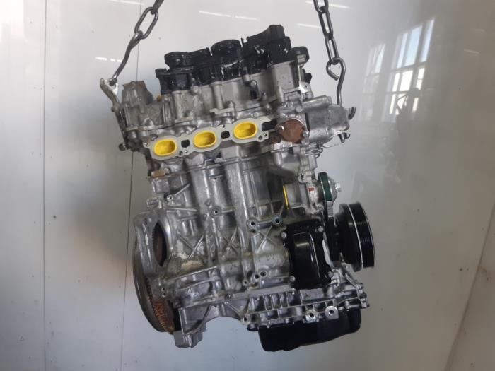 Engine from a Fiat 600 (365) 1.2 Hybrid 145 2026