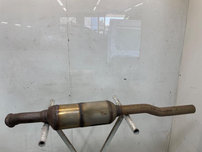 Gebrauchte Rußfilter BMW 1 serie (F40) 118i 1.5 TwinPower 12V Preis auf Anfrage angeboten von Snuverink Autodemontage