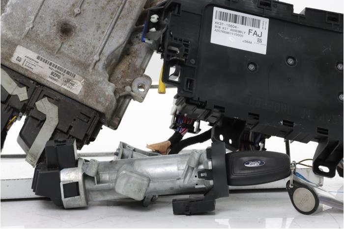 Used Engine management computer Ford Transit 2.0 TDCi 16V Eco Blue 130 Price on request offered by Snuverink Autodemontage