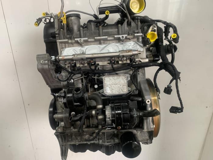 Engine from a Audi A3 Sportback (8VA/8VF) 1.4 TFSI 16V e-tron 2017