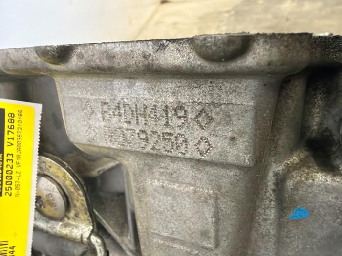 Engine crankcase from a Renault Clio V (RJAB) 1.0 SCe 65 12V 2021