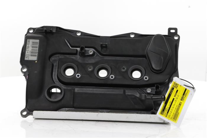 Gebrauchte Ventildeckel Toyota Yaris IV (P21/PA1/PH1) 1.5 12V Hybrid 115 Preis auf Anfrage angeboten von Snuverink Autodemontage