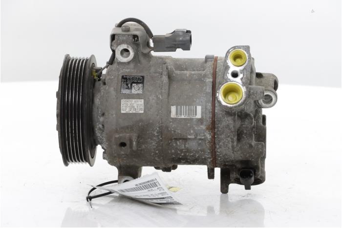 Usagé Compresseur de clim Jeep Renegade (BU) 1.6 Multijet 16V Prix sur demande proposé par Snuverink Autodemontage