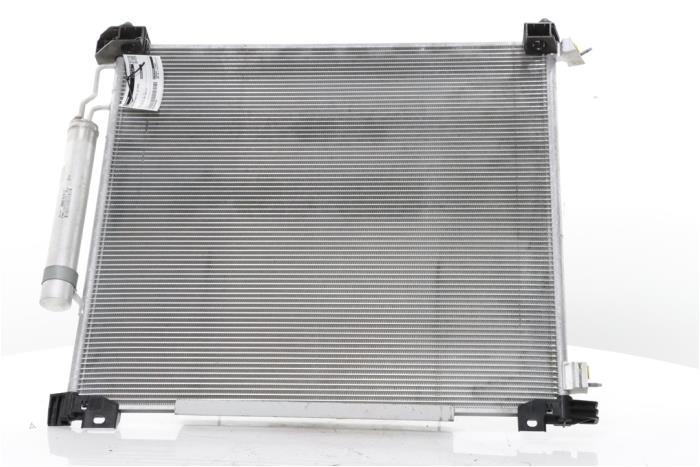 Gebrauchte Klima Kondensor Landrover Defender II 2.0 16V P300e Preis auf Anfrage angeboten von Snuverink Autodemontage