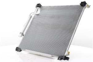 Klima Kondensor van een Land Rover Defender II 2.0 16V P300e 2025