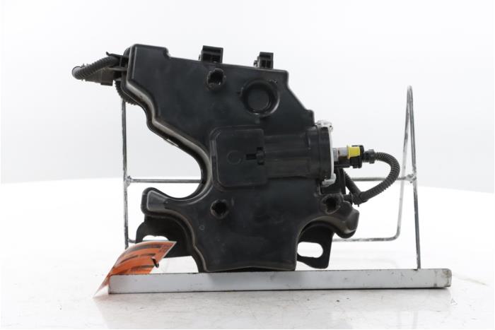 DPF fluid tank