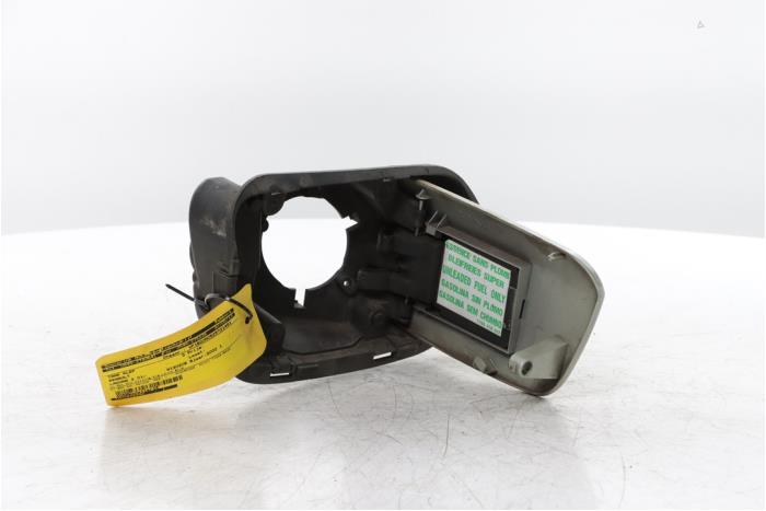 Gebrauchte Tankklappe Renault Laguna II (BG) 2.0 16V IDE Preis € 10,33 Margenregelung angeboten von Snuverink Autodemontage