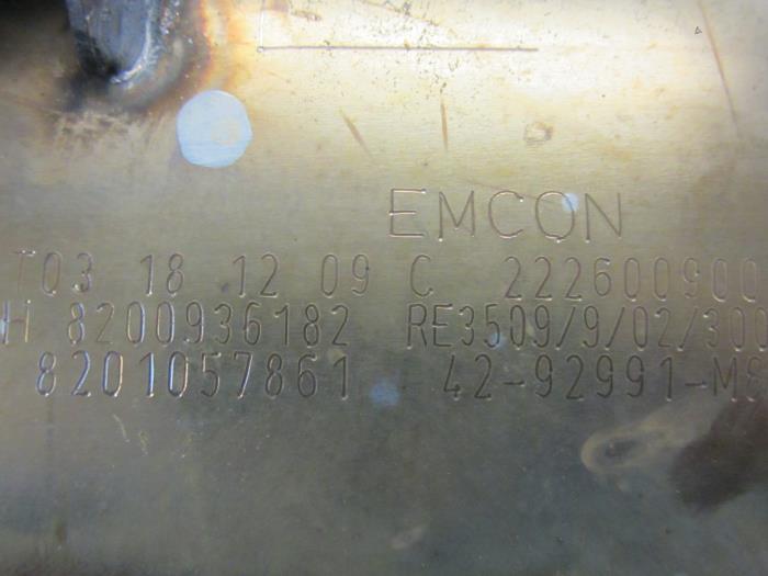 Catalytic converters with engine code F4R87 stock