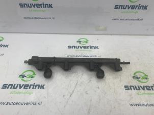 Used Fuel injector nozzle Peugeot 207 SW (WE/WU) 1.6 16V Price € 25,00 Margin scheme offered by Snuverink Autodemontage