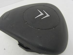 Begagnade Vänster airbag (ratt) Citroen C2 (JM) 1.6 16V VTR Pris € 25,33 Marginaltabell erbjuds av Snuverink Autodemontage