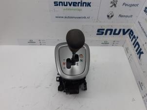 Used Gear stick Peugeot 107 1.0 12V Price € 70,00 Margin scheme offered by Snuverink Autodemontage