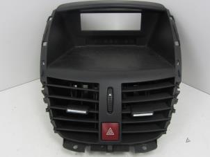 Used Dashboard vent Peugeot 207/207+ (WA/WC/WM) 1.4 16V VTi Price on request offered by Snuverink Autodemontage