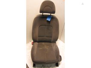 Used Seat, left Peugeot 407 SW (6E) 2.0 16V Price € 75,00 Margin scheme offered by Snuverink Autodemontage