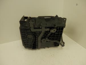 Used Battery box Renault Megane III Coupe (DZ) 2.0 16V TCe 180 Price € 40,00 Margin scheme offered by Snuverink Autodemontage