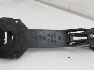 Used Door handle 4-door, front left Citroen C8 (EA/EB) 2.2 HDi 16V Price on request offered by Snuverink Autodemontage