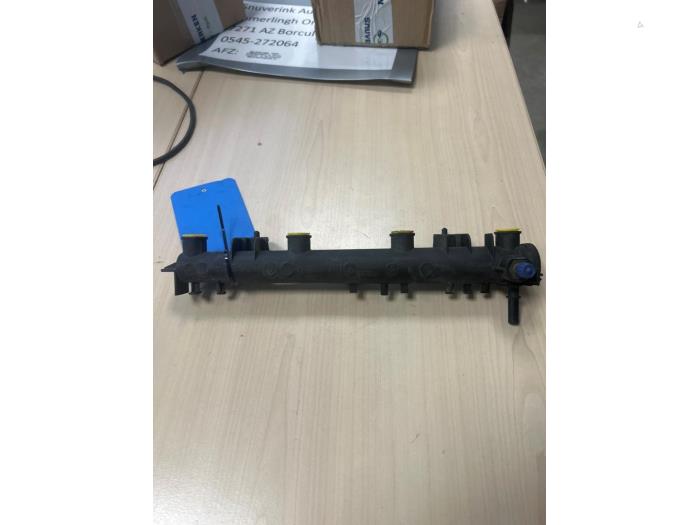 Usagé Système d'injection Peugeot 206 (2A/C/H/J/S) 1.4 16V Prix € 10,33 Règlement à la marge proposé par Snuverink Autodemontage