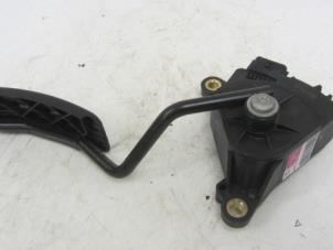 Used Throttle position sensor Renault Kangoo/Grand Kangoo (KW) 1.5 dCi 105 FAP Price on request offered by Snuverink Autodemontage