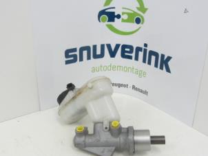 Usagé Cylindre de frein principal Renault Twingo II (CN) 1.2 Prix sur demande proposé par Snuverink Autodemontage