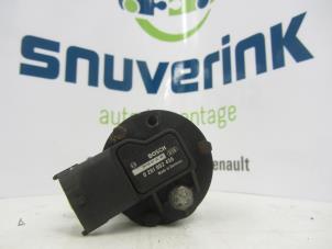 Used Mapping sensor (intake manifold) Renault Megane II CC (EM) 2.0 16V Price on request offered by Snuverink Autodemontage
