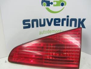 Usagé Feu arrière secondaire droit Peugeot 607 (9D/U) 2.2 HDi 16V FAP Prix € 25,00 Règlement à la marge proposé par Snuverink Autodemontage