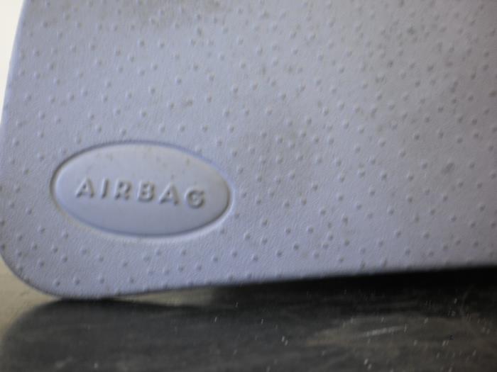 Airbag droite (tableau de bord) d'un Citroën C3 (FC/FL/FT) 1.1 2004