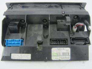 Used Heater control panel Renault Safrane II 2.5 20V RXE,RXT Price € 40,00 Margin scheme offered by Snuverink Autodemontage