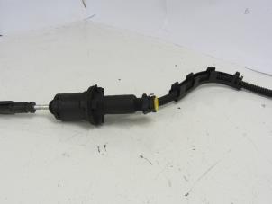 Used Clutch master cylinder Peugeot 407 SW (6E) 1.6 HDiF 16V Price on request offered by Snuverink Autodemontage