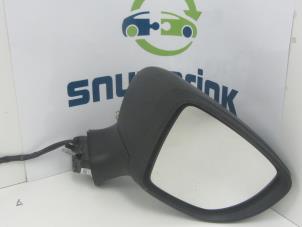Used Wing mirror, right Renault Clio IV Estate/Grandtour (7R) 1.5 Energy dCi 90 FAP Price € 35,00 Margin scheme offered by Snuverink Autodemontage